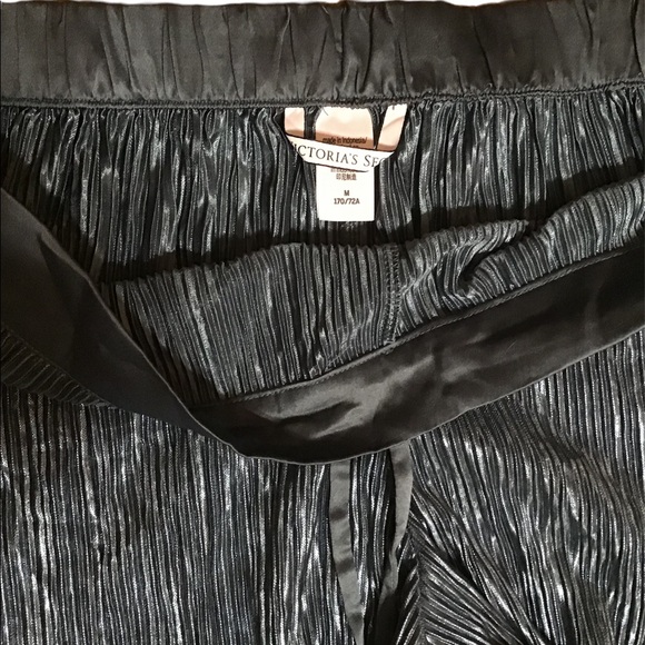 Victoria’s Secret Pj set short + Thank metallic silk gray. - Picture 5 of 7